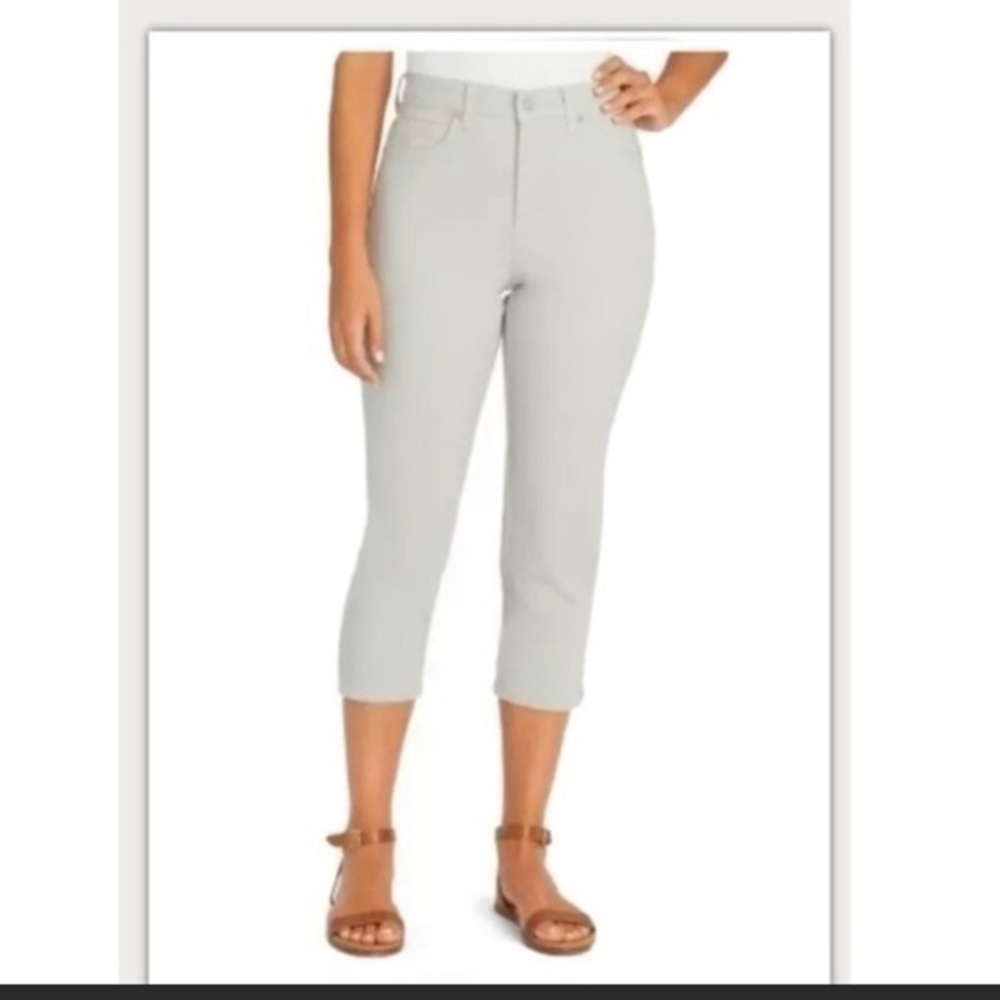 NEW Gloria Vanderbilt Capri Pants trouser luxe sateen Stonehedge color NWT sz 10